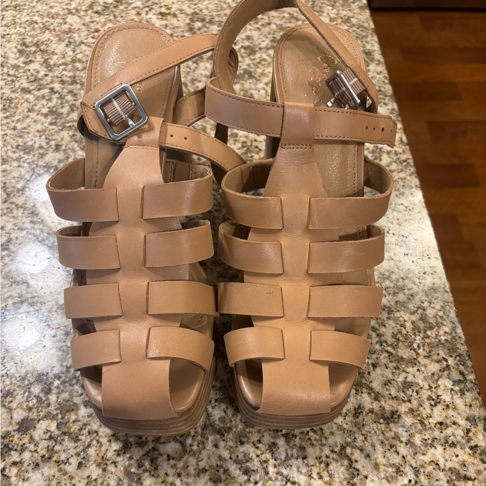 Crown Vintage Heels
